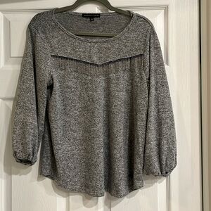 Adrienne Vittadini grey fringed sweater size L  With elastic wrists